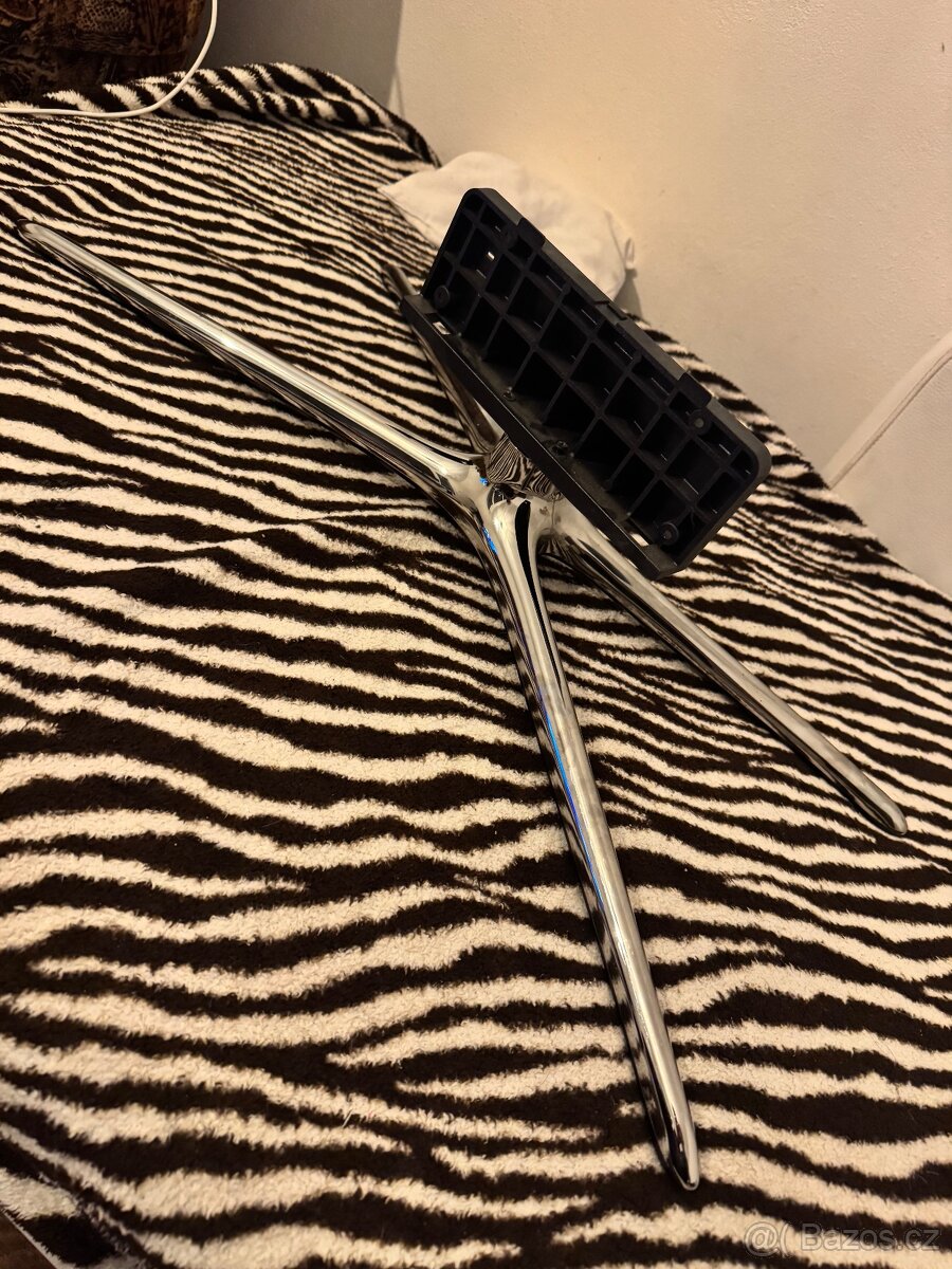 Stojan na tv samsung - 2