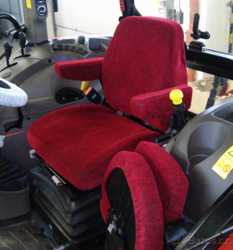 Prodám přesný potah do traktoru CASE IH - 2