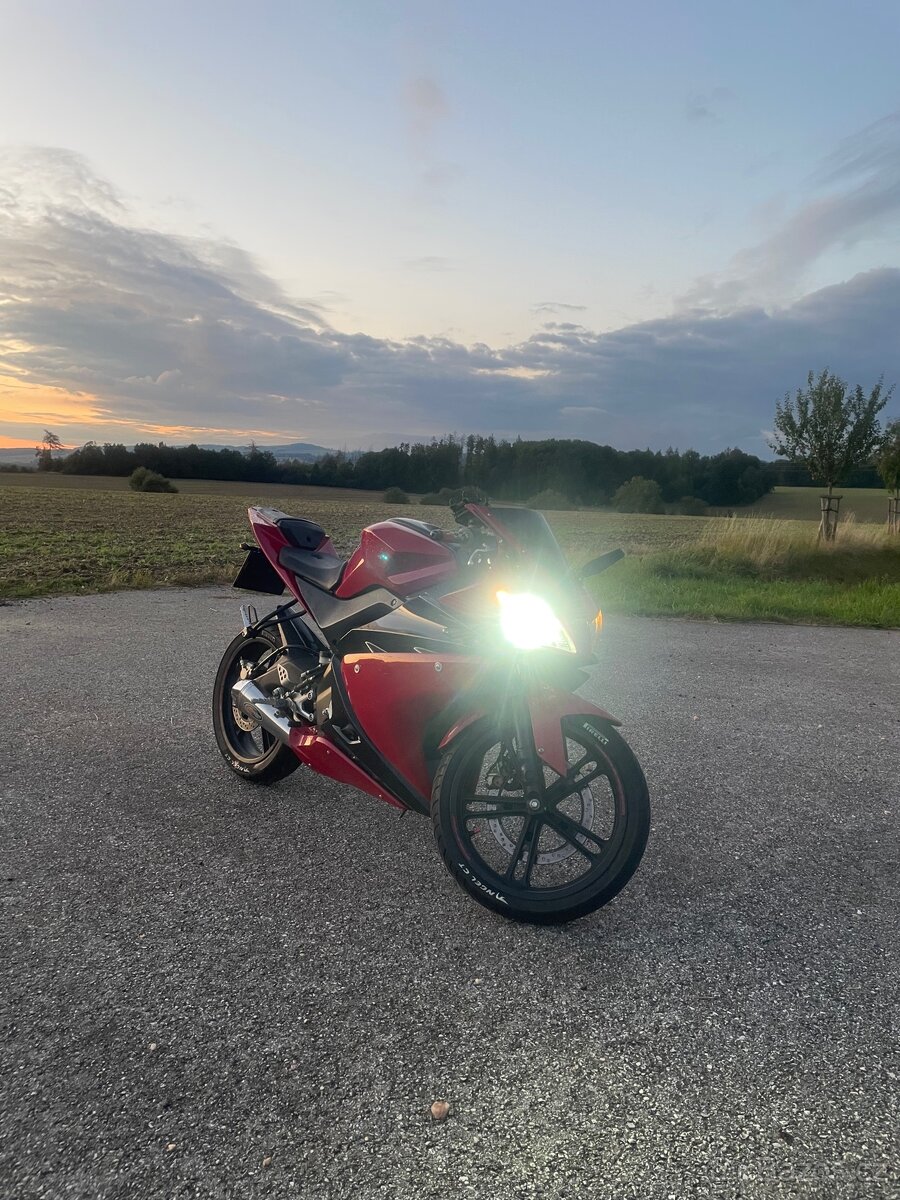 Yamaha yzf 125r - 2