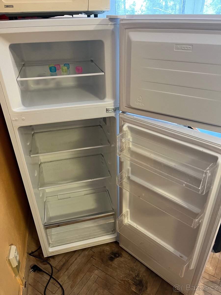 Lednička ELECTROLUX - LTB1AF24W0 (PC 6 700 Kč) - 2