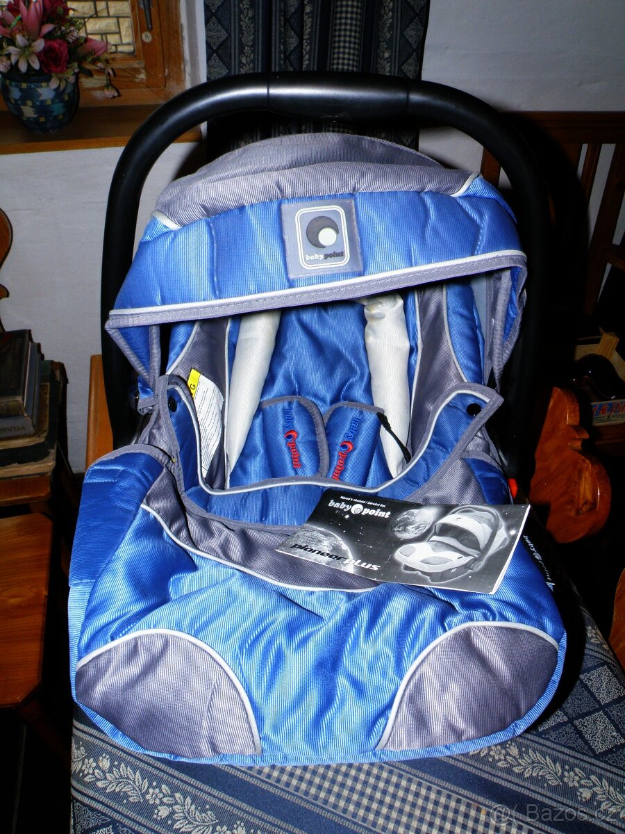 Autosedačka a další doplňky - 2