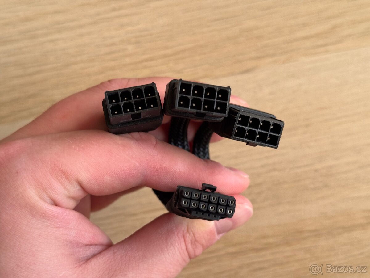 12VHPWR / 12V2x6 redukce na 3x8-pin pro GeForce RTX 40- 50- - 2