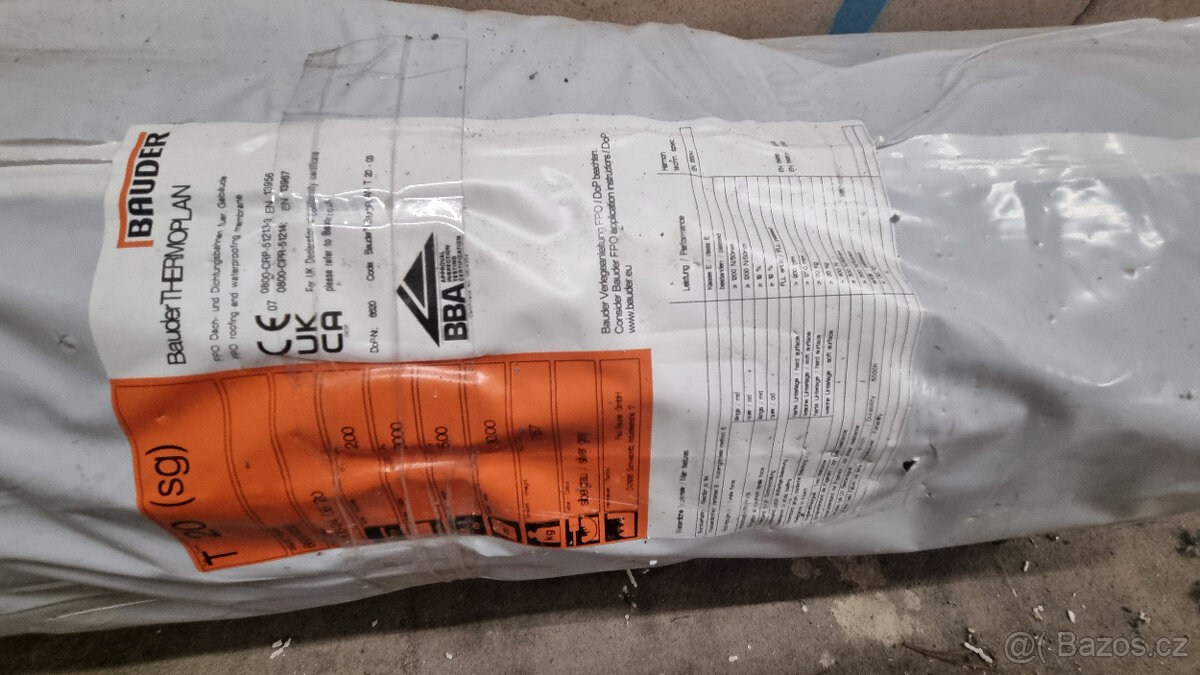 Prodam folii Bauder Thermoplan T20 2,0mm stribrna seda - 2