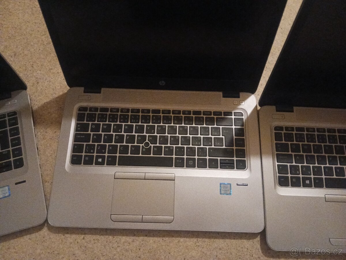 Prodám 3 notebooky HP 840 G3: - 2