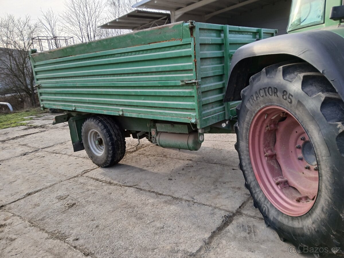 Traktorový návěs 3stranně sklápěný (5t) - 2