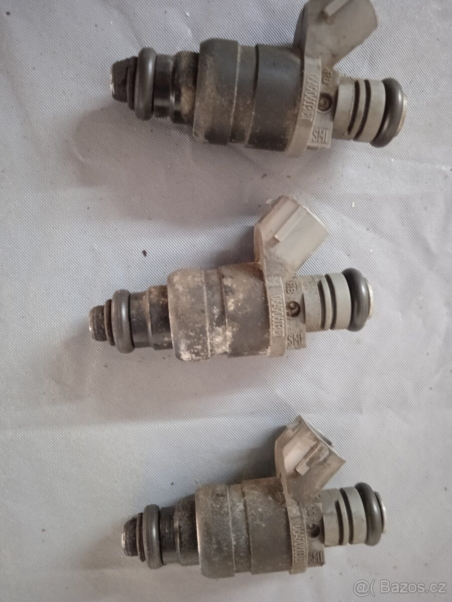 vstřikovač Octavia II 1.6 benzín - 2