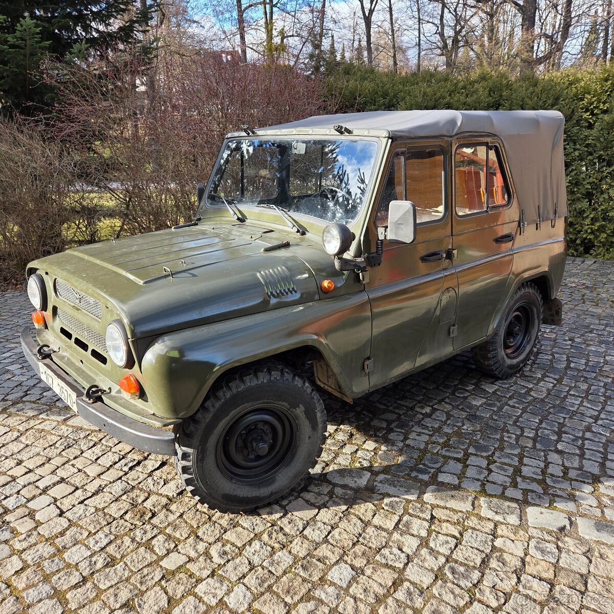 UAZ 469B - 2