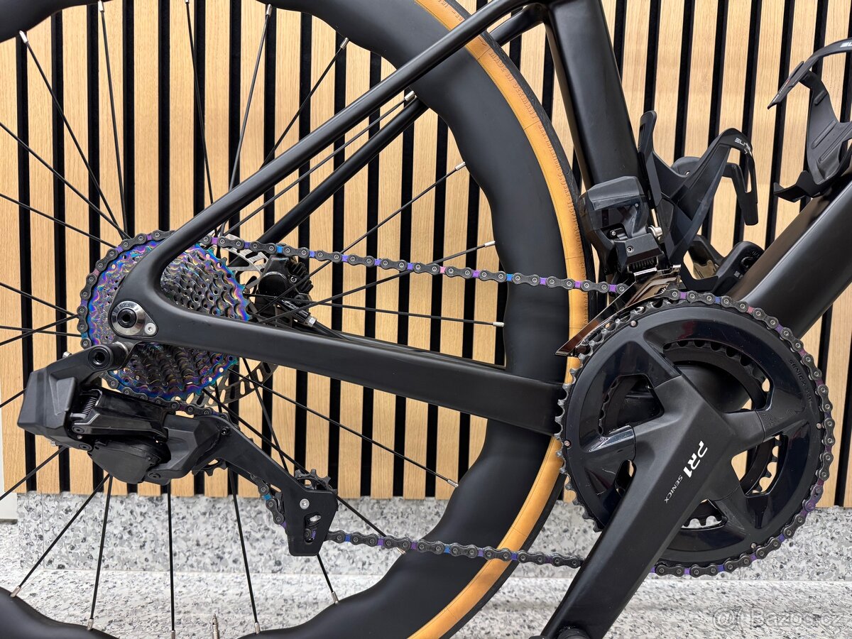 Silnička - karbon - Terminator - 2