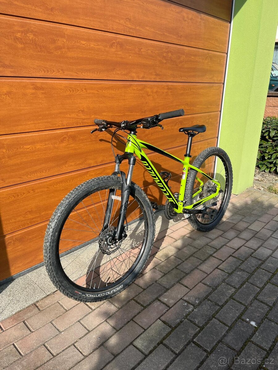 Horské kolo Specialized - 2