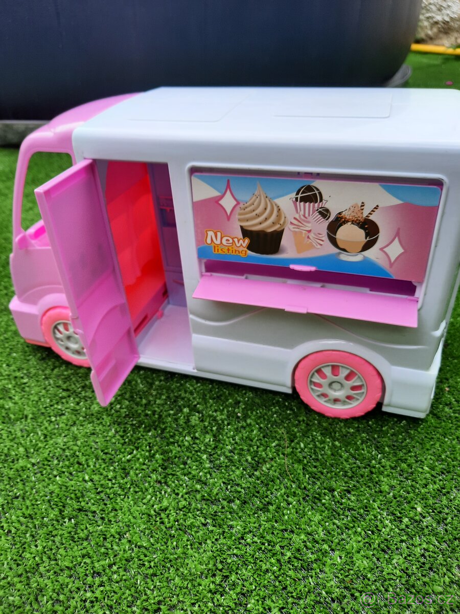 Karavan Dining Truck - 2