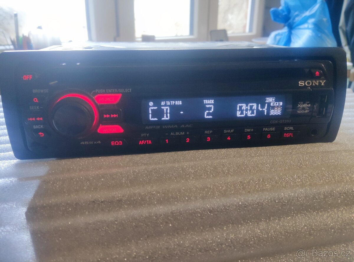 Sony CDX GT - 31U - 2