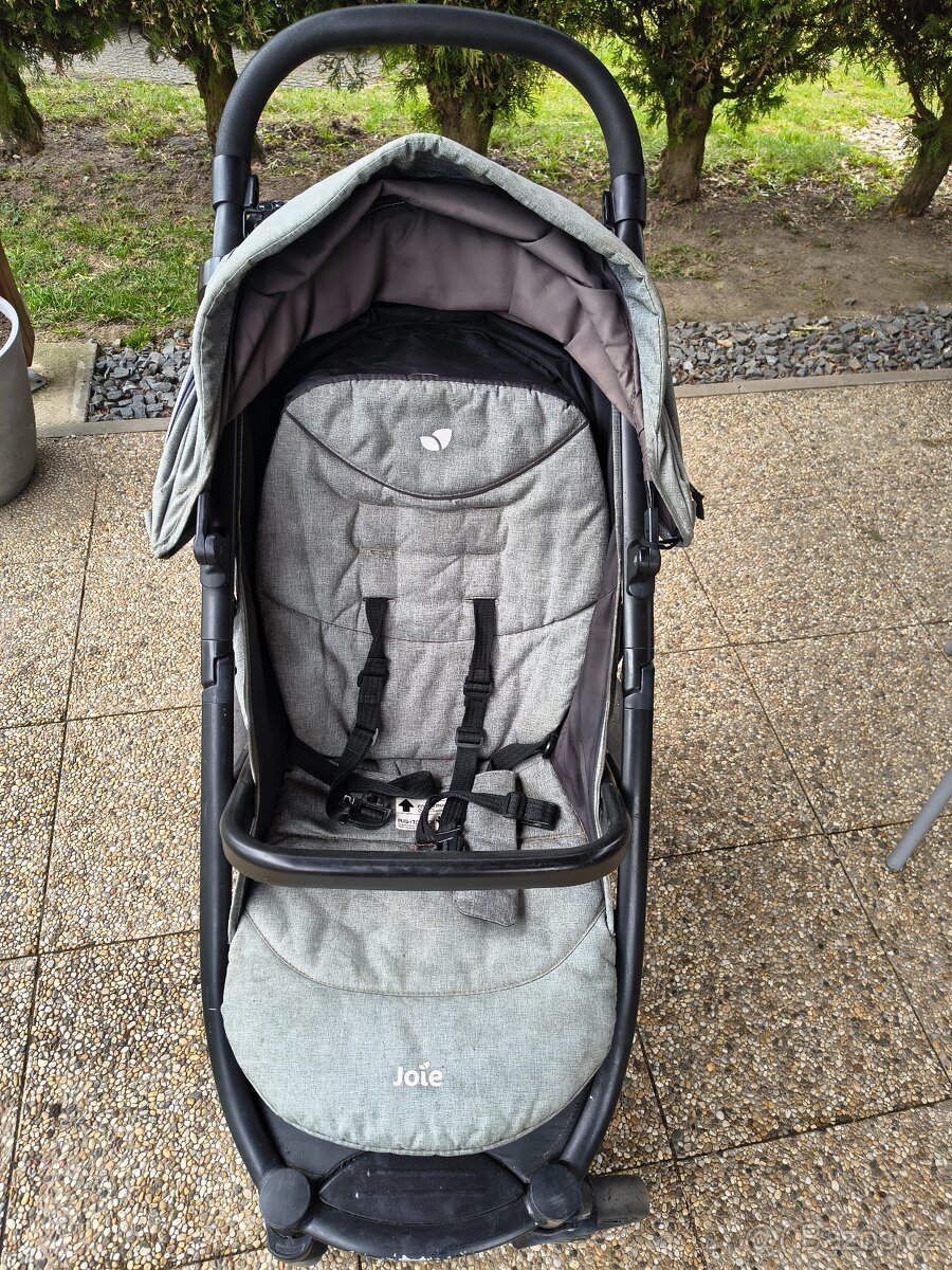 Sportovní kočárek - 2