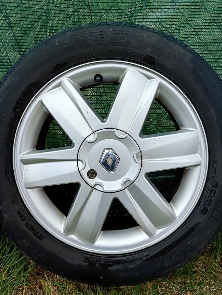 Alu kola renault - 2