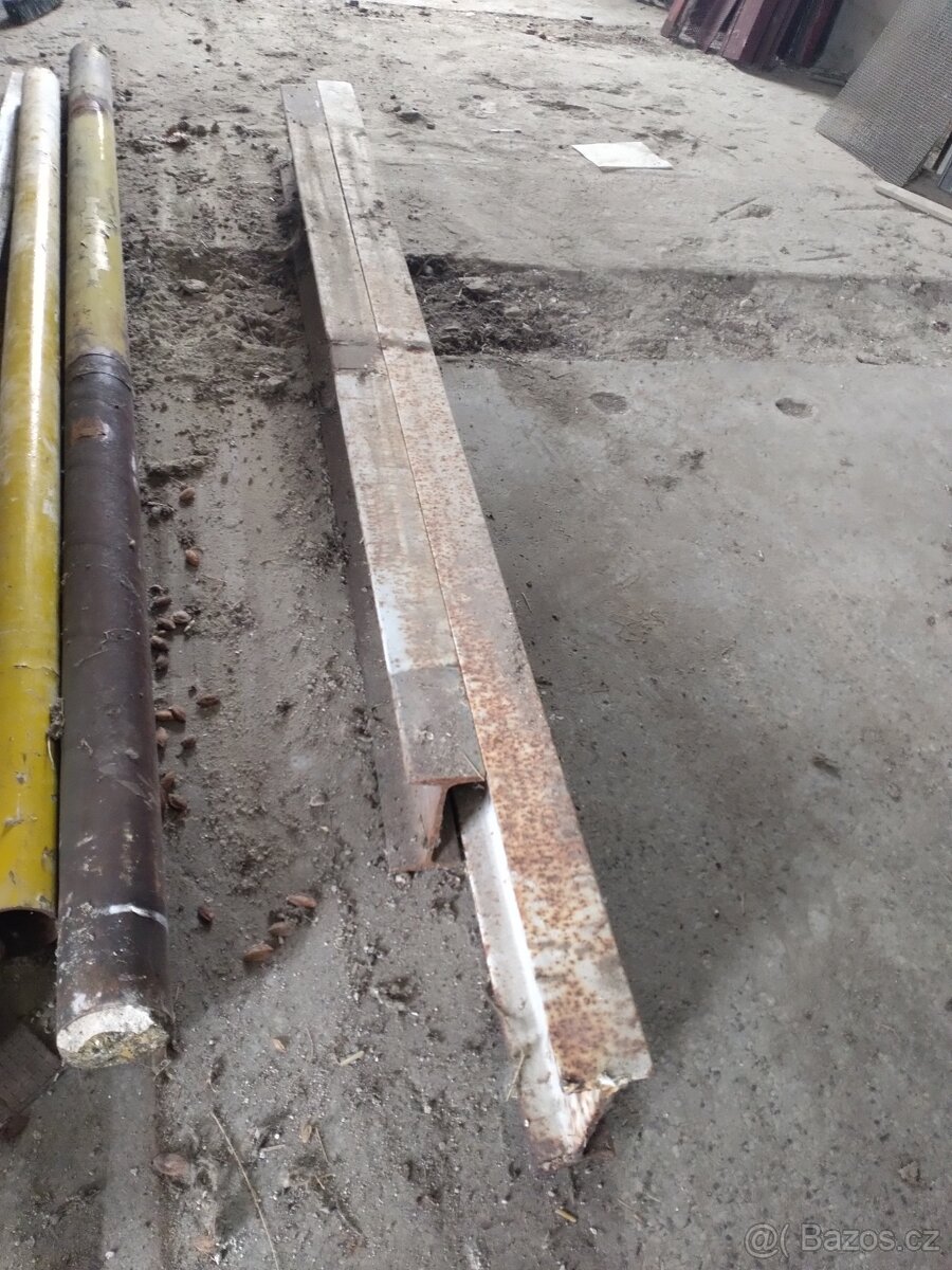 Použité úhelníky, íčka - 2