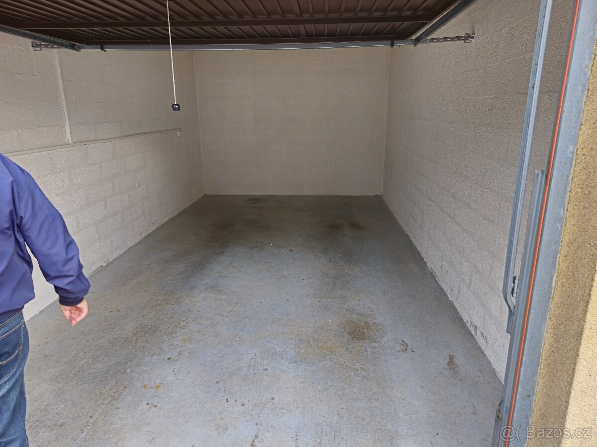 Garáž 24m² - 2