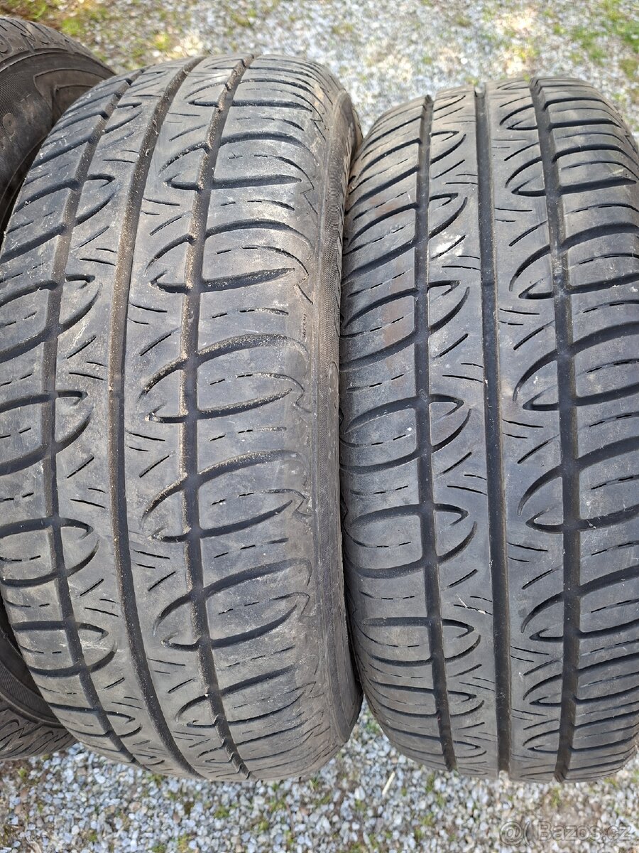 Pneu 195/65R14 - 2