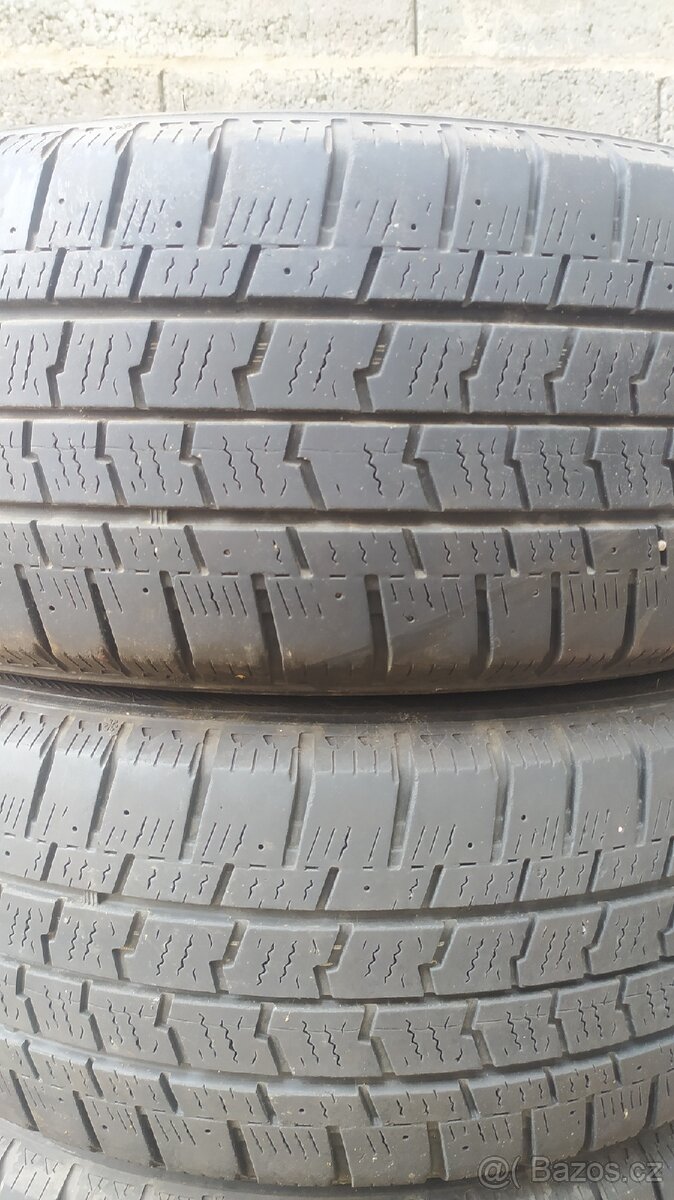 Zimní pneu 215/65R15C Bridgestone , Goodyear - 2