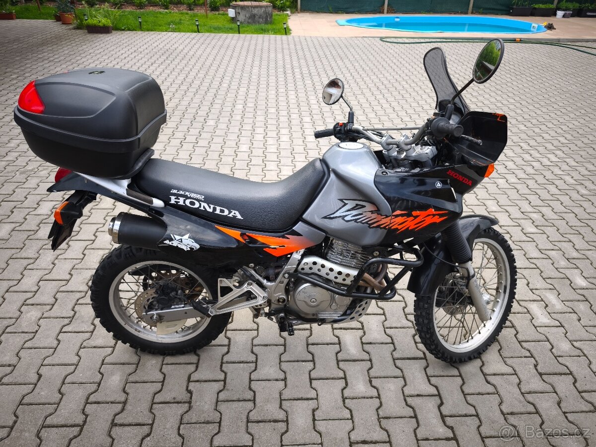 Honda nx 650 dominator