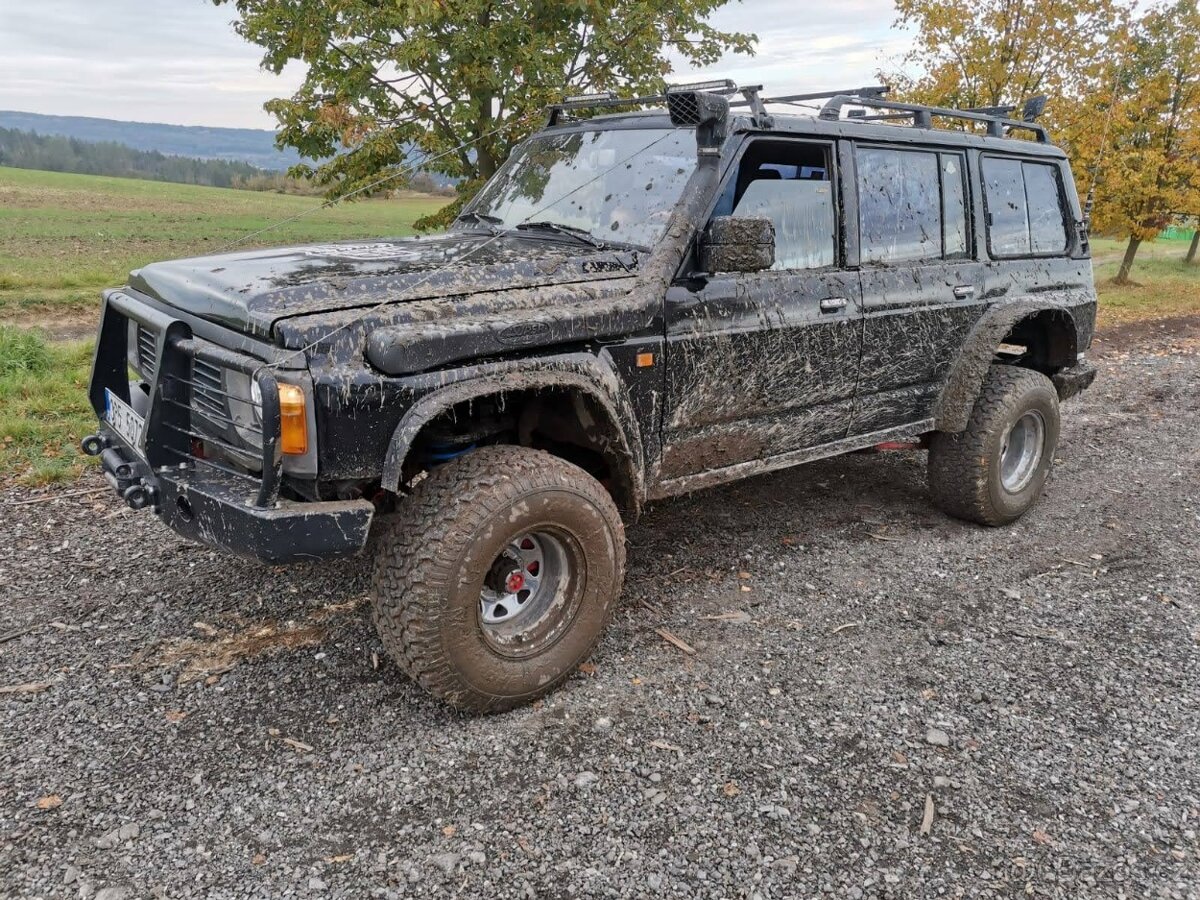 Nissan Patrol Y60