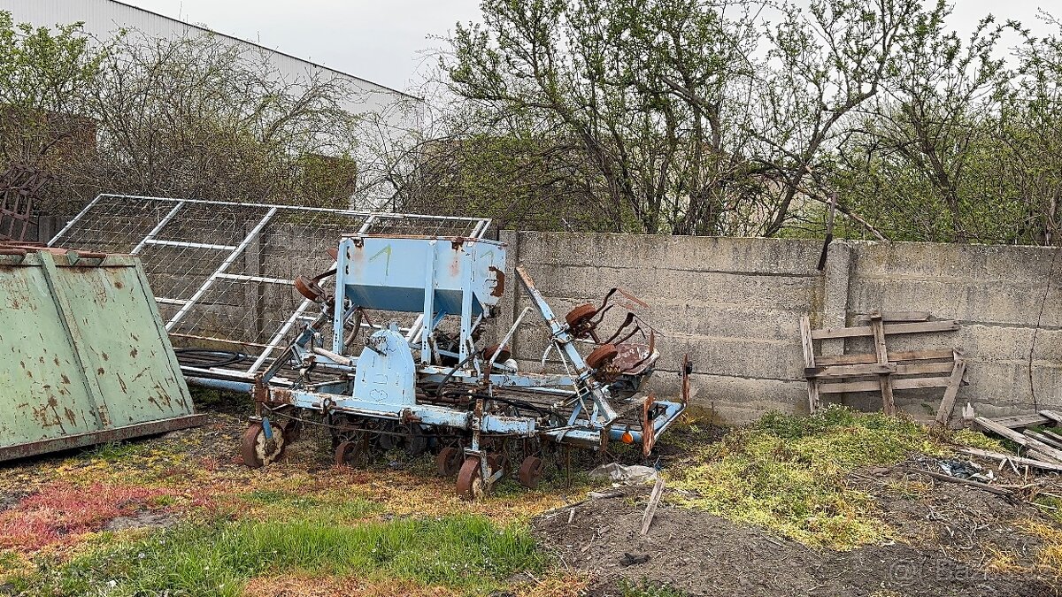 Poľno náčinie - 2