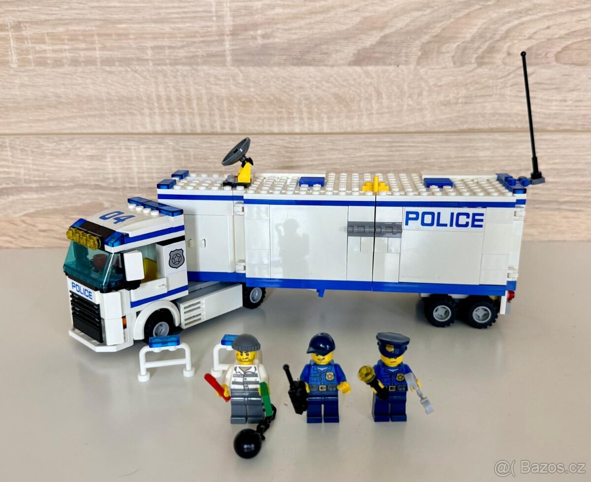 Lego City 60044 Mobilní policejní stanice - 2