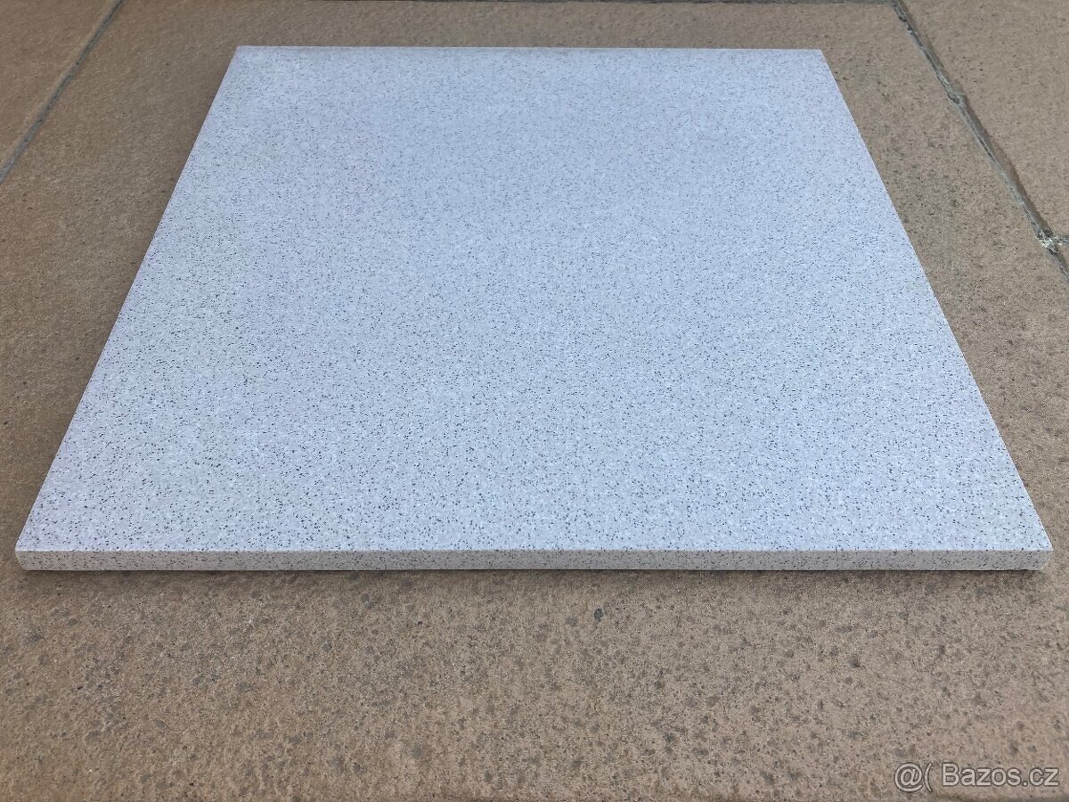 Dlažba keramika 40x40x1,2 cm - 2