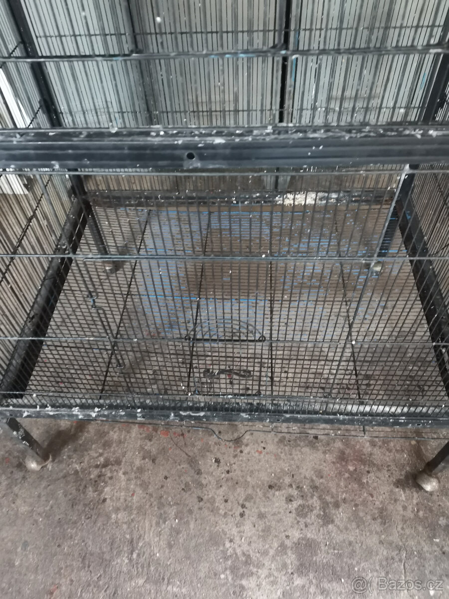 Voliéra-klec se střechou - 2