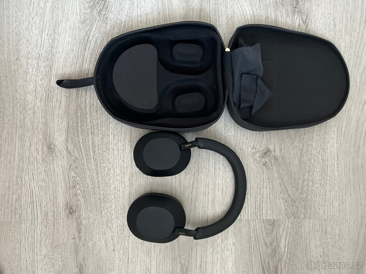 Sluchátka Sony WH-1000XM5 - 2