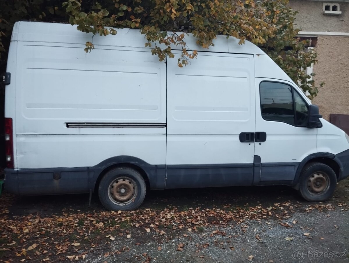 Prodám náhradní díly na IVECO Daily - 2