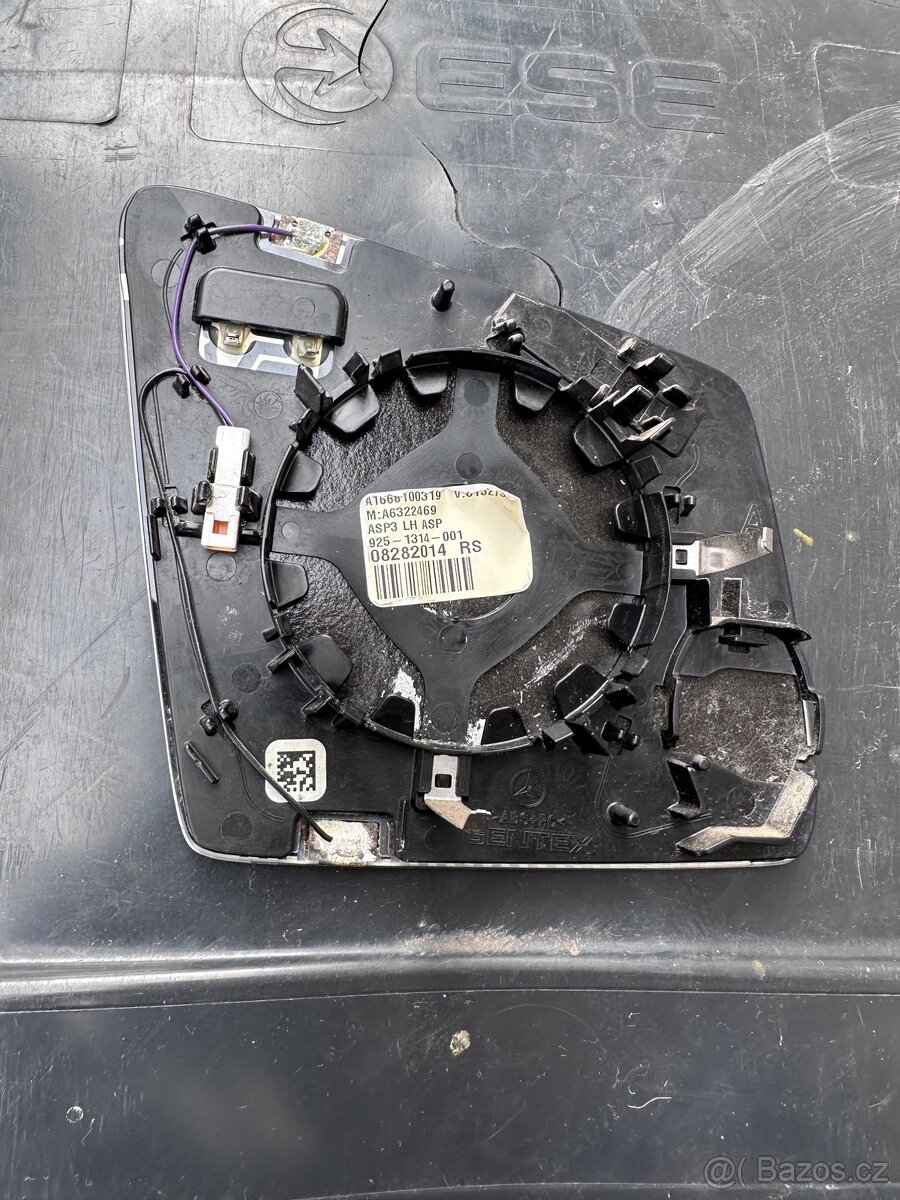 Mercedes sklo zrcátka LP - 2