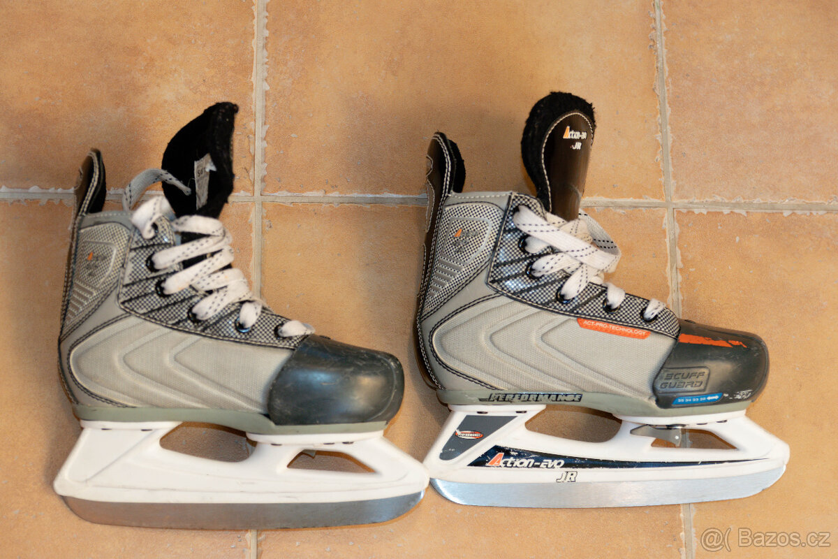 Chlapecké lední brusle Evo-Action S681A, v32 až v35 - 2