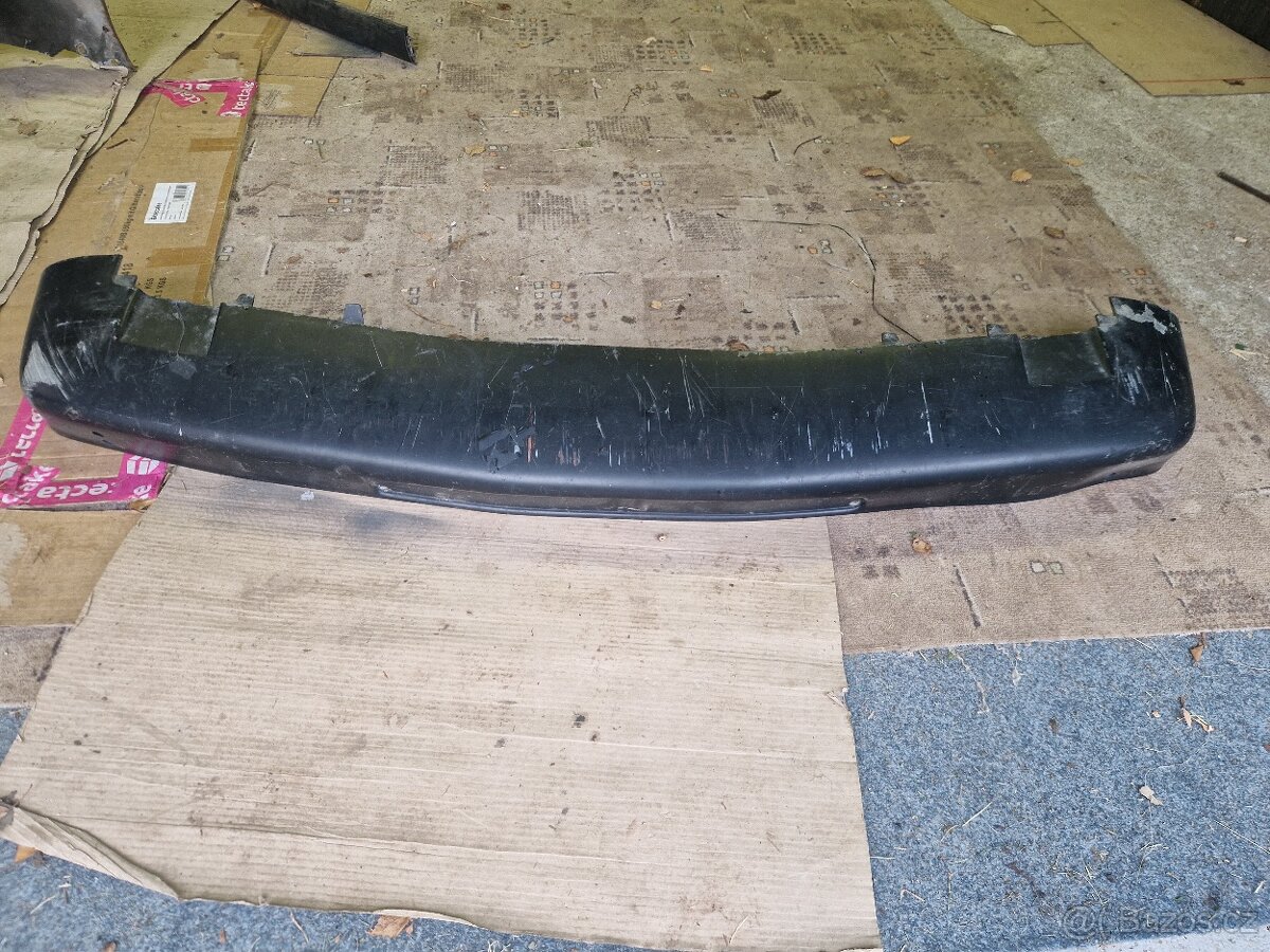 BMW e30 přední podnárazník chrom - 2