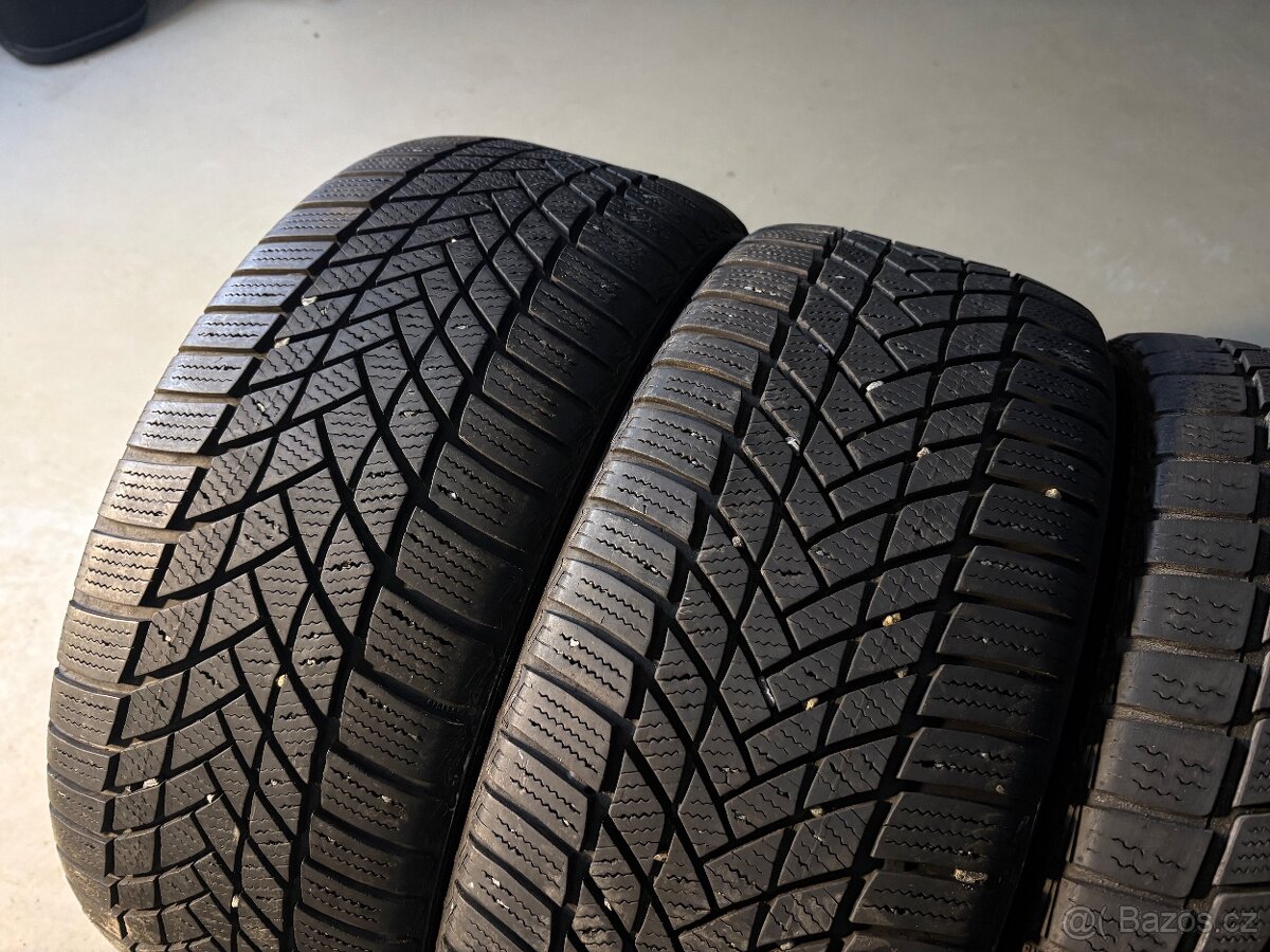 Zimní pneu Matador + Nankang 225/45R17 - 2