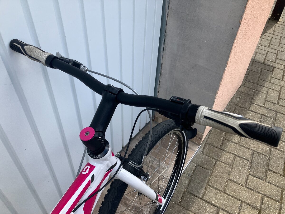 DÍVČÍ NEBO DÁMSKÉ KOLO SCOTT - 2