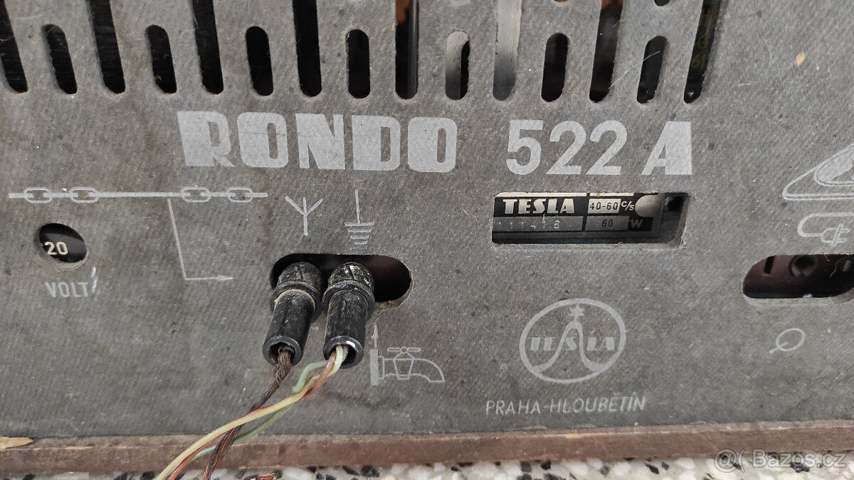 Rádio TESLA Rondo 522 - 2