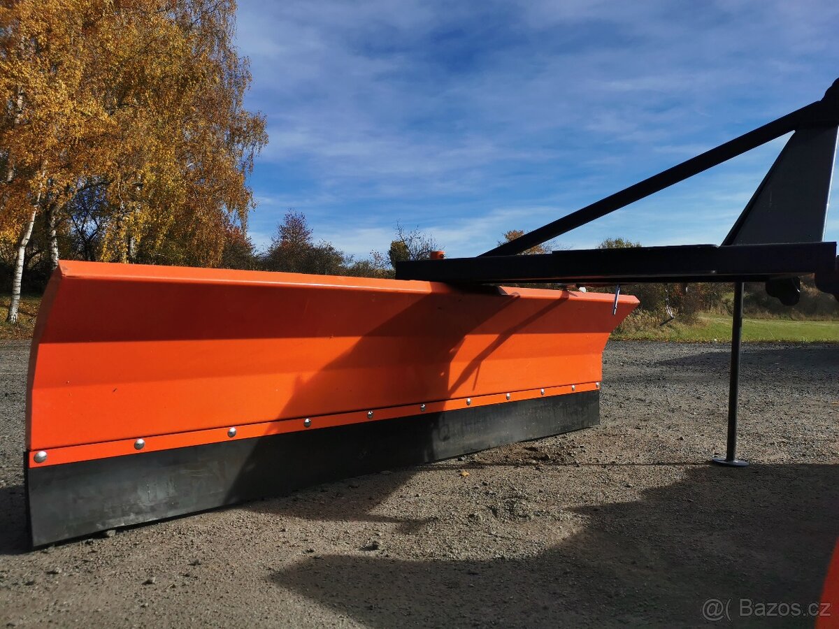 ZADNÍ RADLICE NA SNÍH. - 2