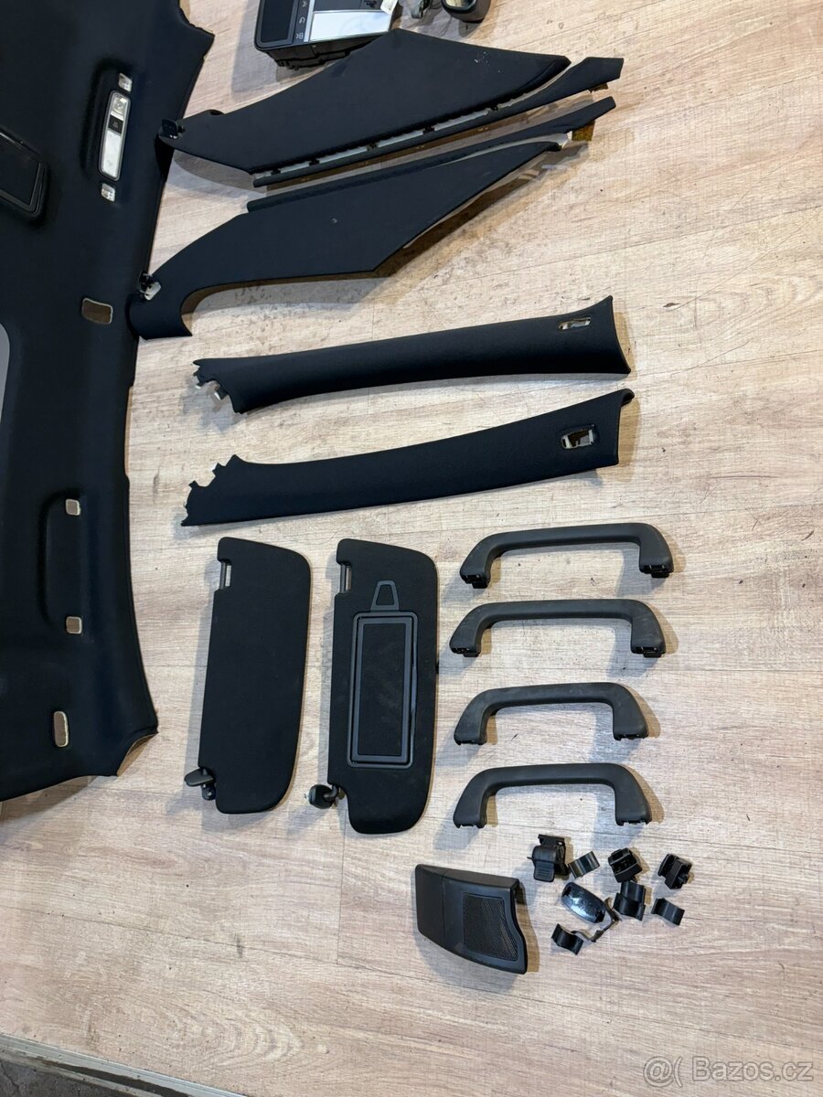 /// Černá stropnice Mercedes Benz W221 /// - 2