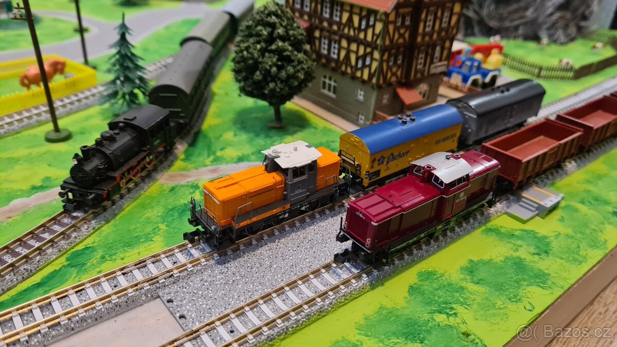 Kolejiště - vláčky N - komplet - 2
