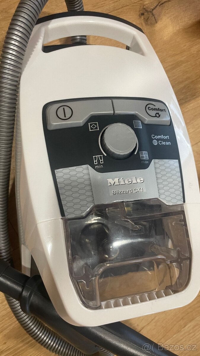 Vysavač Miele Blizzard - hračka pro děti - 2