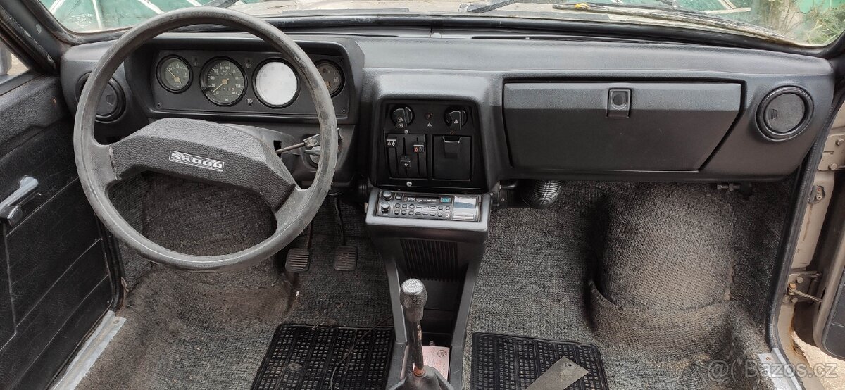 Palubní deska škoda 120l - 2