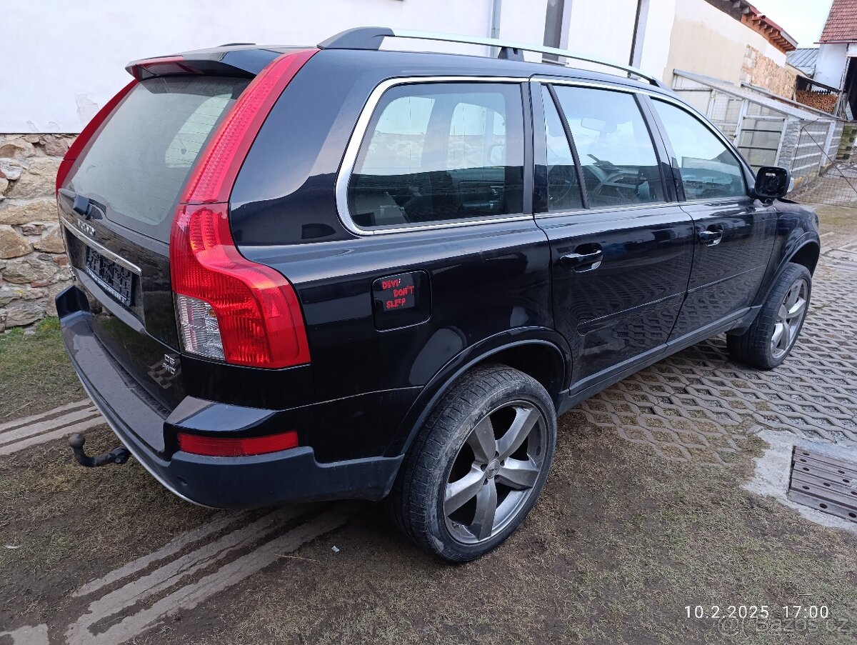 Volvo XC90 D5 díly - 2