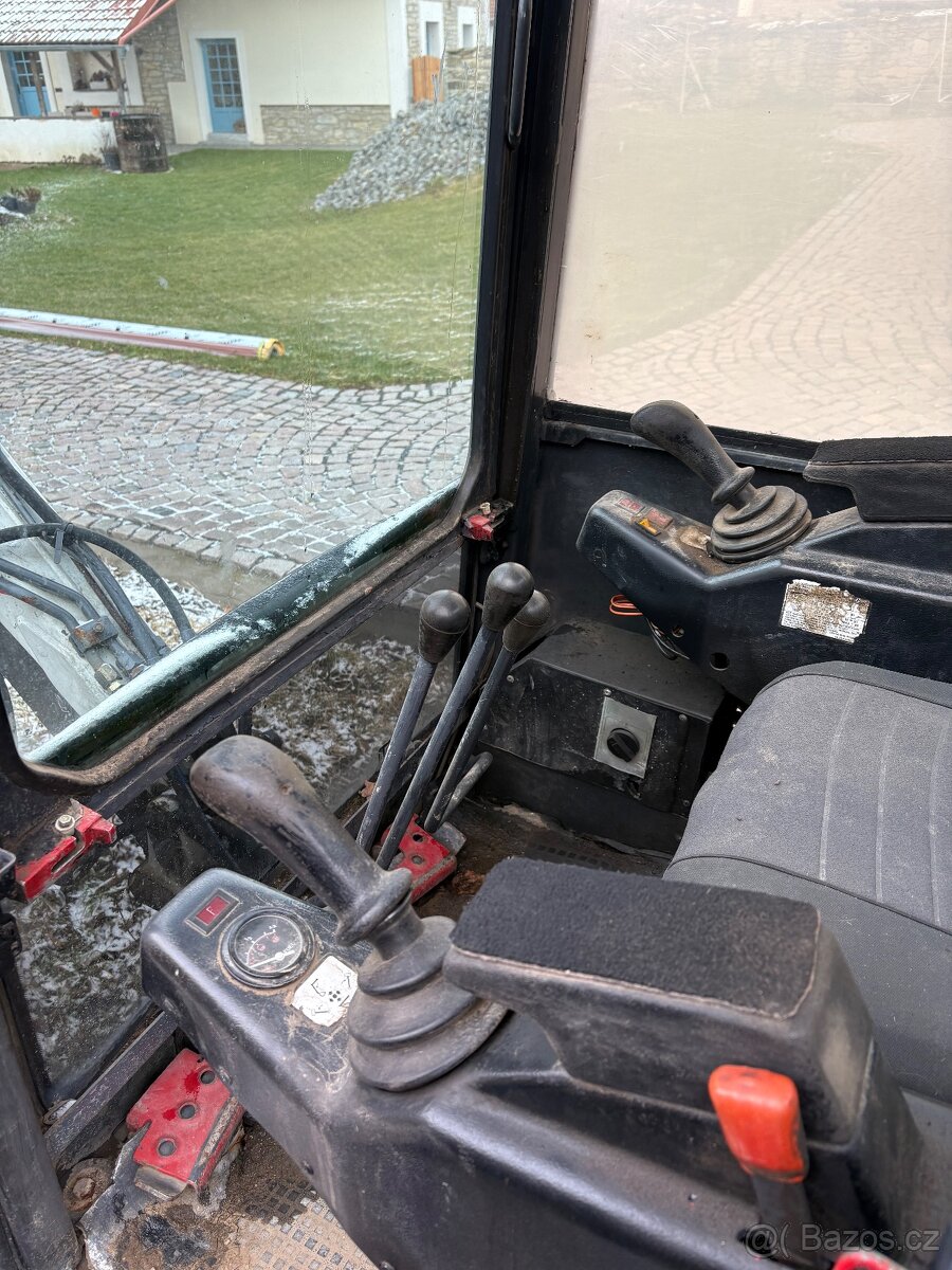 Bagr Bobcat x320 - 2