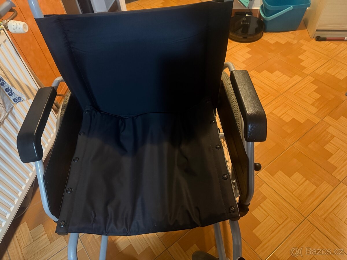 Prodám invalidní vozík - 2