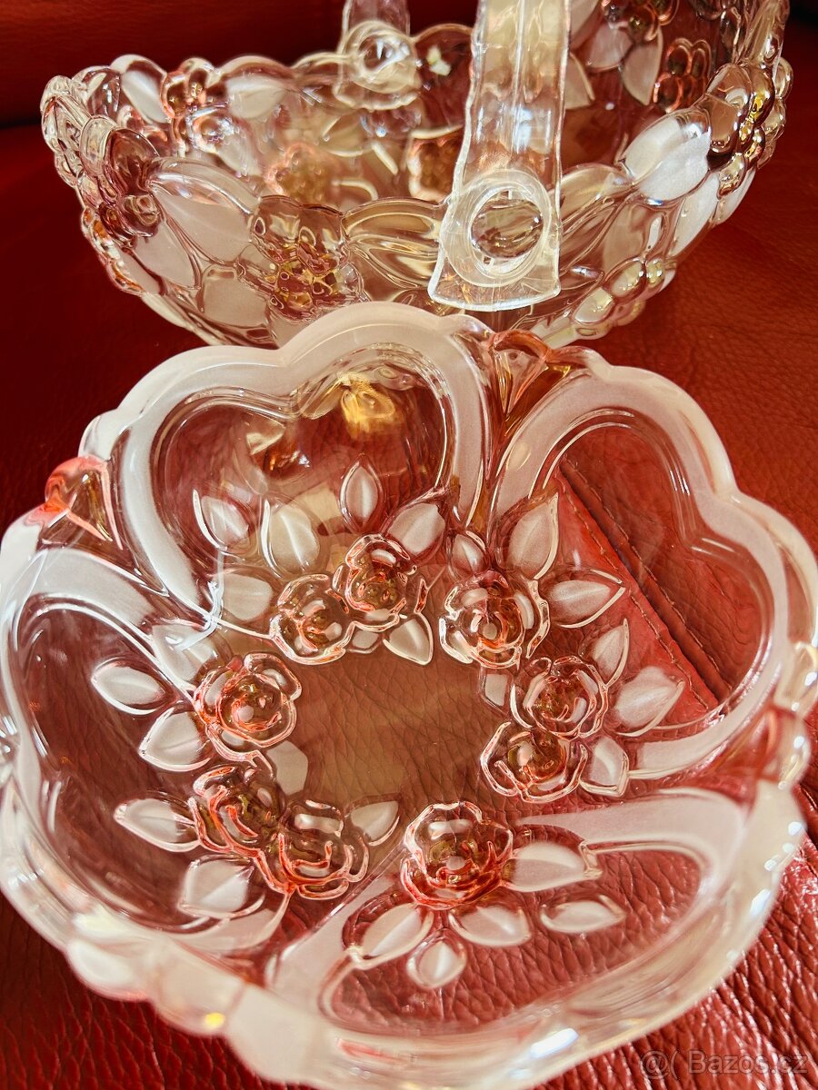 Skleněný košík a miska - 2