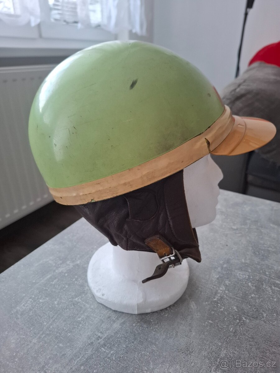 Prilba,helma,kokoska jawa,čz - 2