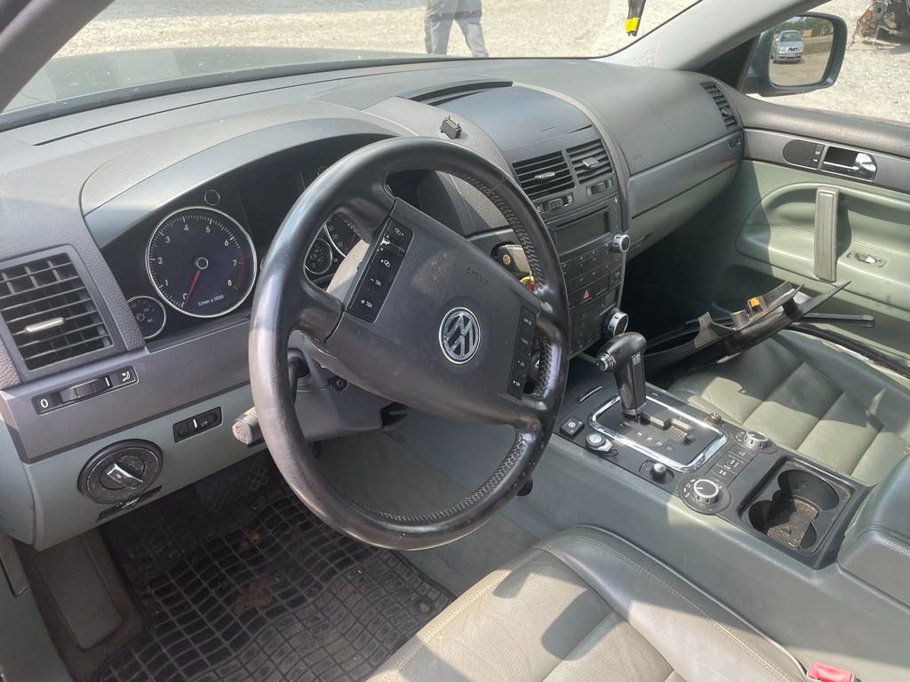 Náhradní díly - Vw Touareg 3.2 - 2