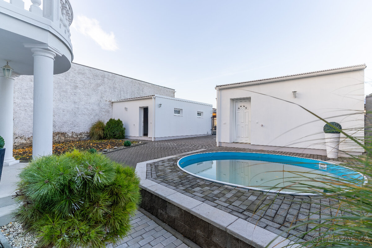 Prodej rodinného domu 200 m², pozemek 586 m² - 1111 - Ansicht 2