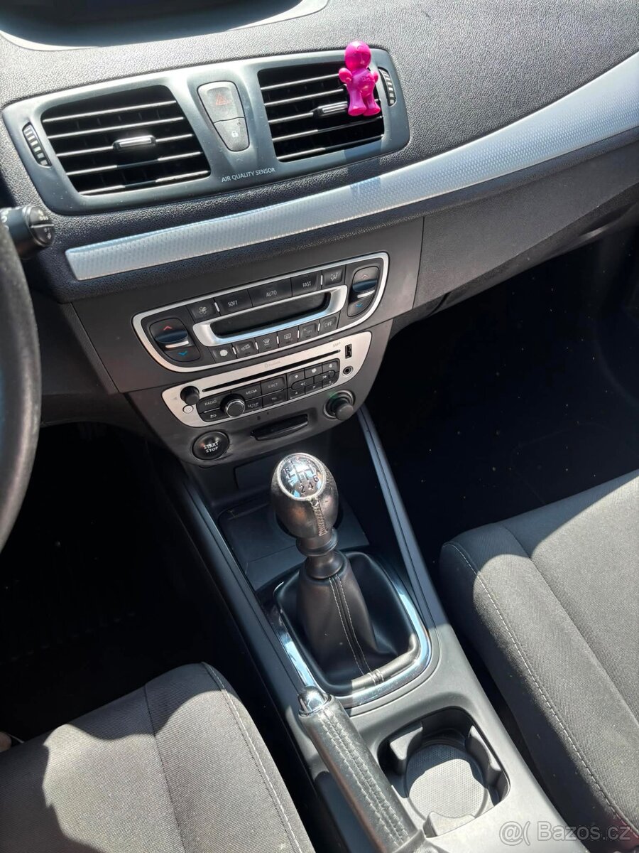 Prodej RENAULT MÉGANE - 2