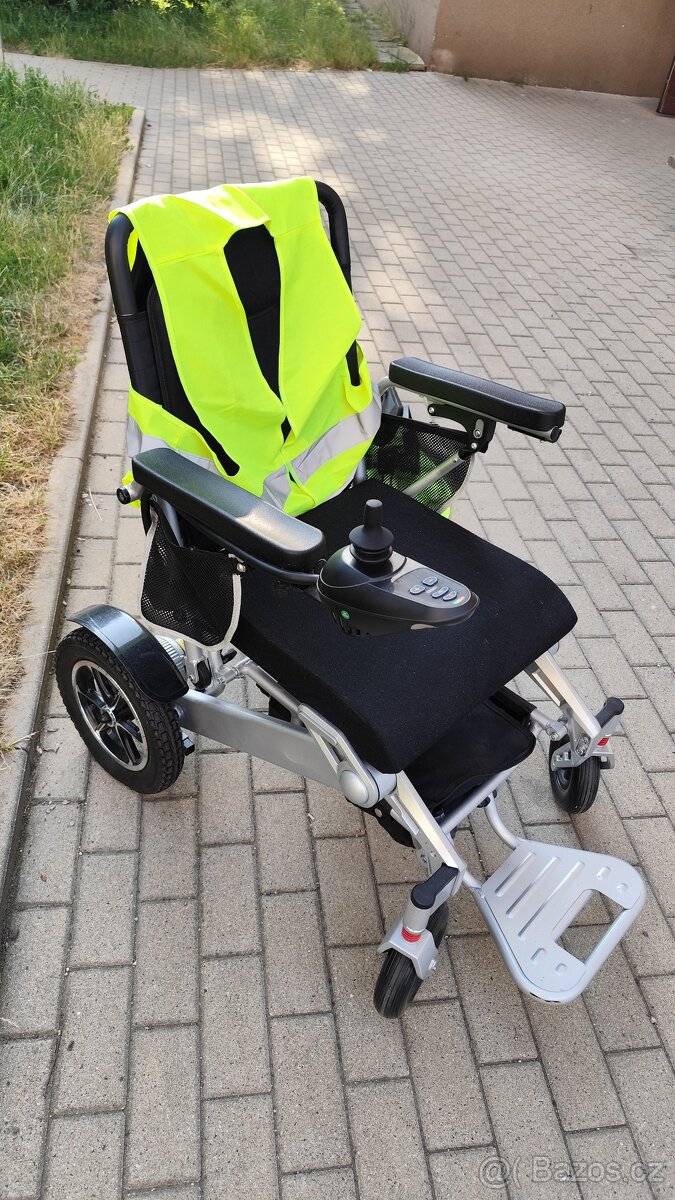 Invalidní vozík - elektrický ( nepoužitý ) - 2