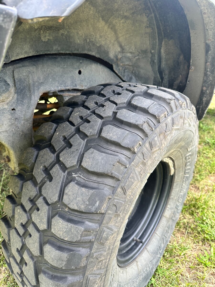 35x12,5 r15 - 2